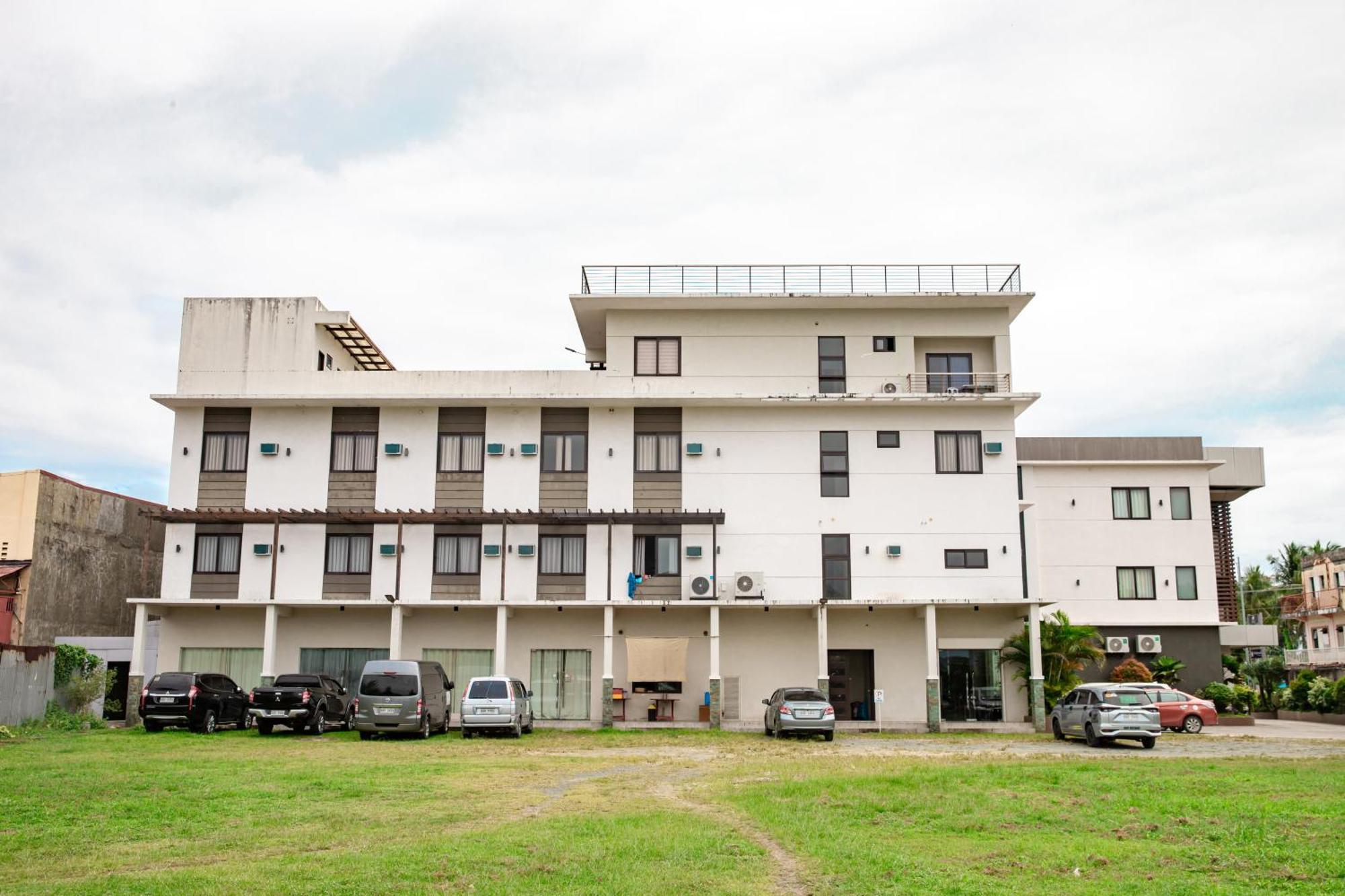 Hotel Costa Brava Tacloban Exteriör bild