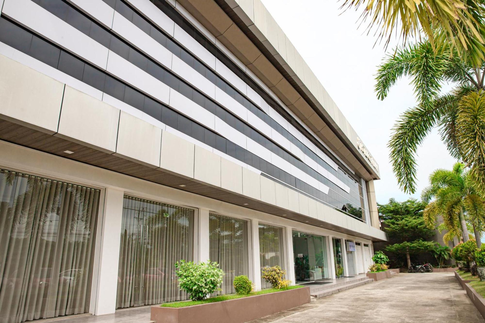 Hotel Costa Brava Tacloban Exteriör bild