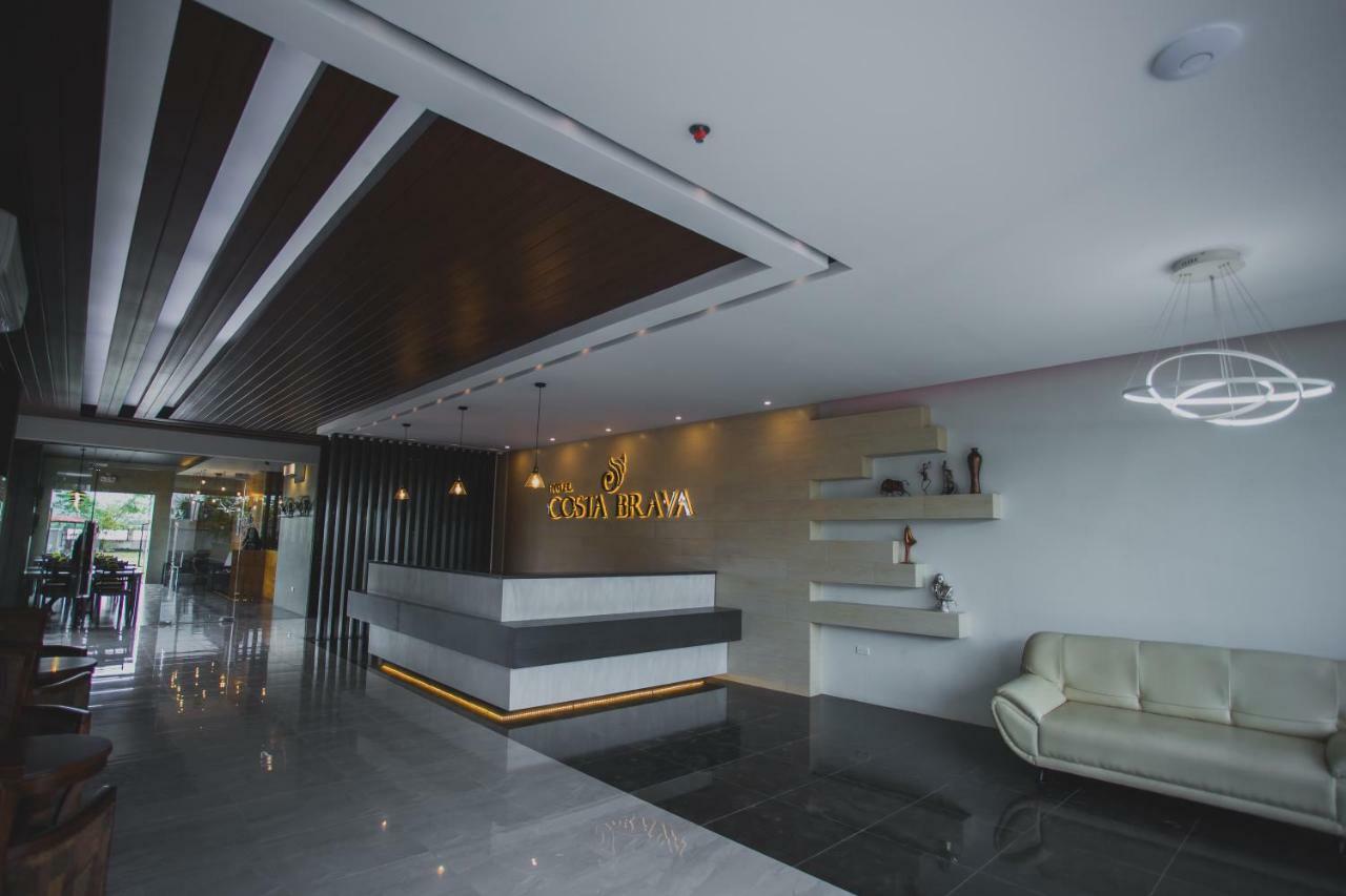 Hotel Costa Brava Tacloban Exteriör bild