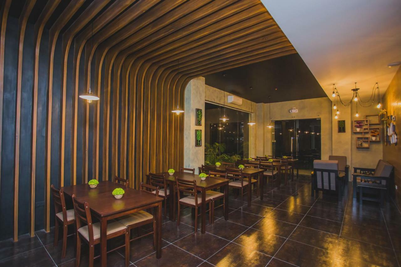 Hotel Costa Brava Tacloban Exteriör bild