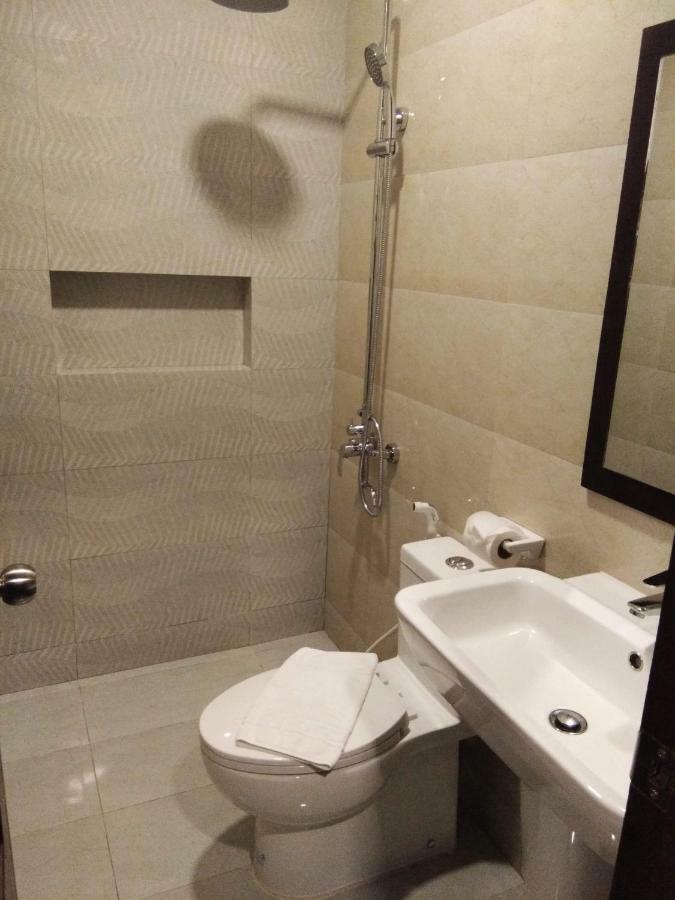 Hotel Costa Brava Tacloban Exteriör bild